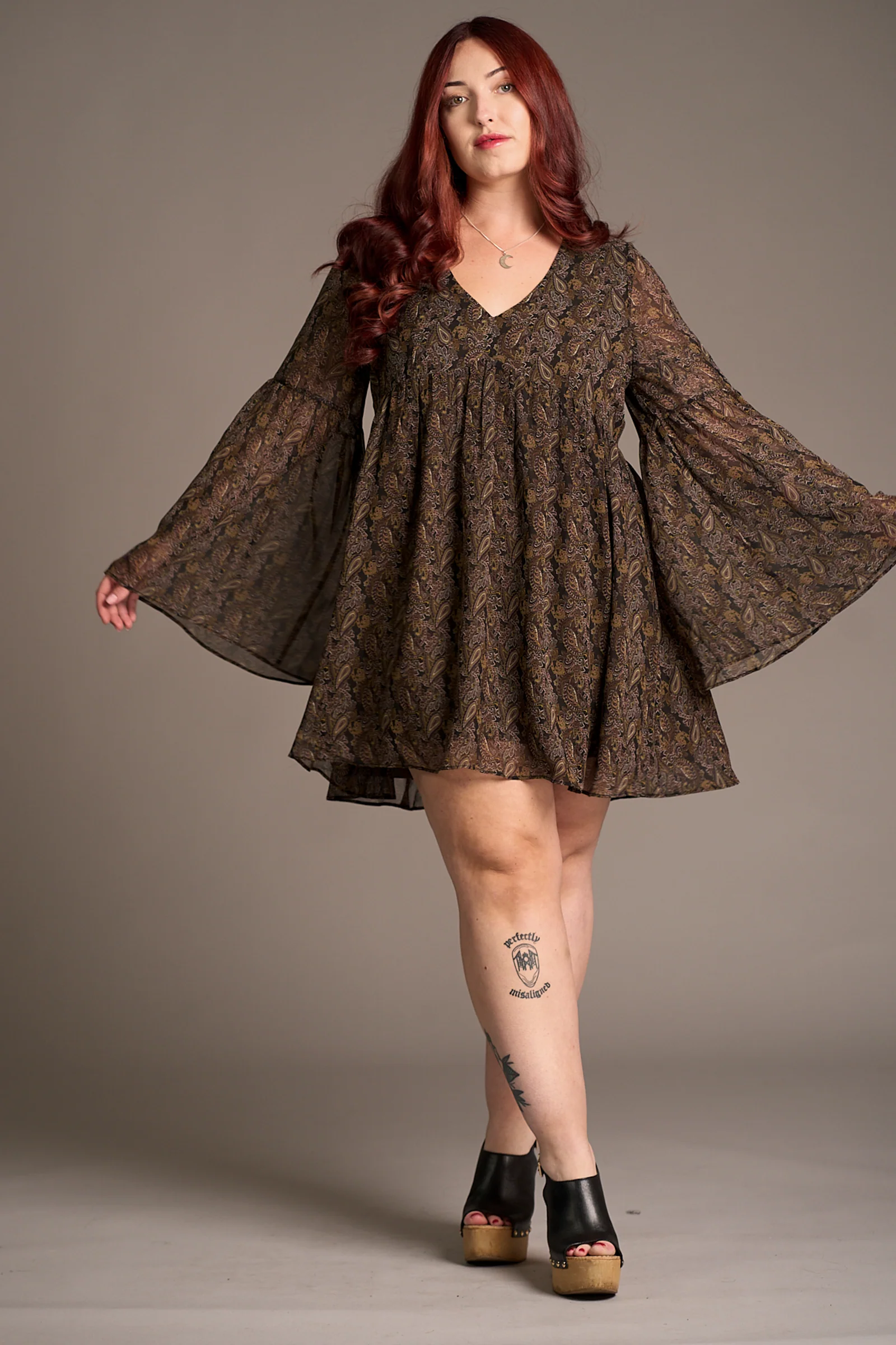 Cinnamon Girl Paisley Chiffon Smock Dress - Image 8