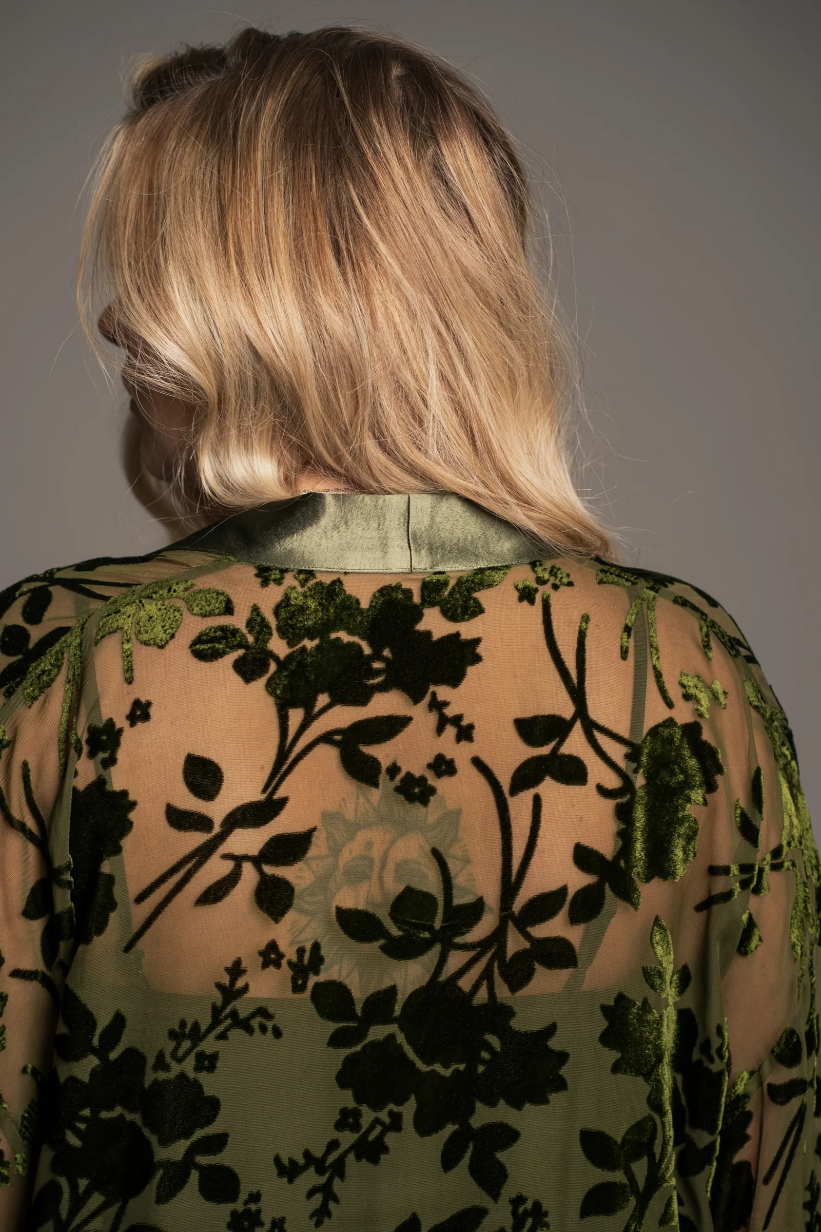 Dakota Olive Devore Kimono - Image 3