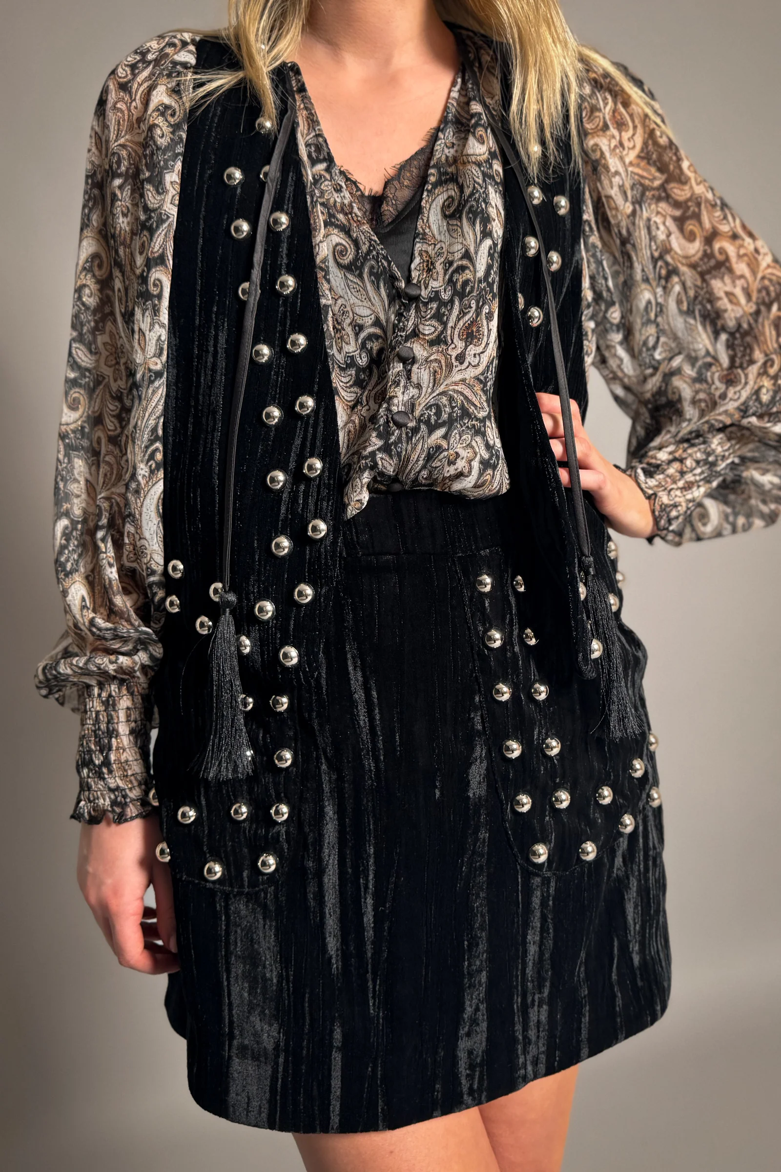 Lennon Studded Velvet Mini Skirt - Image 3