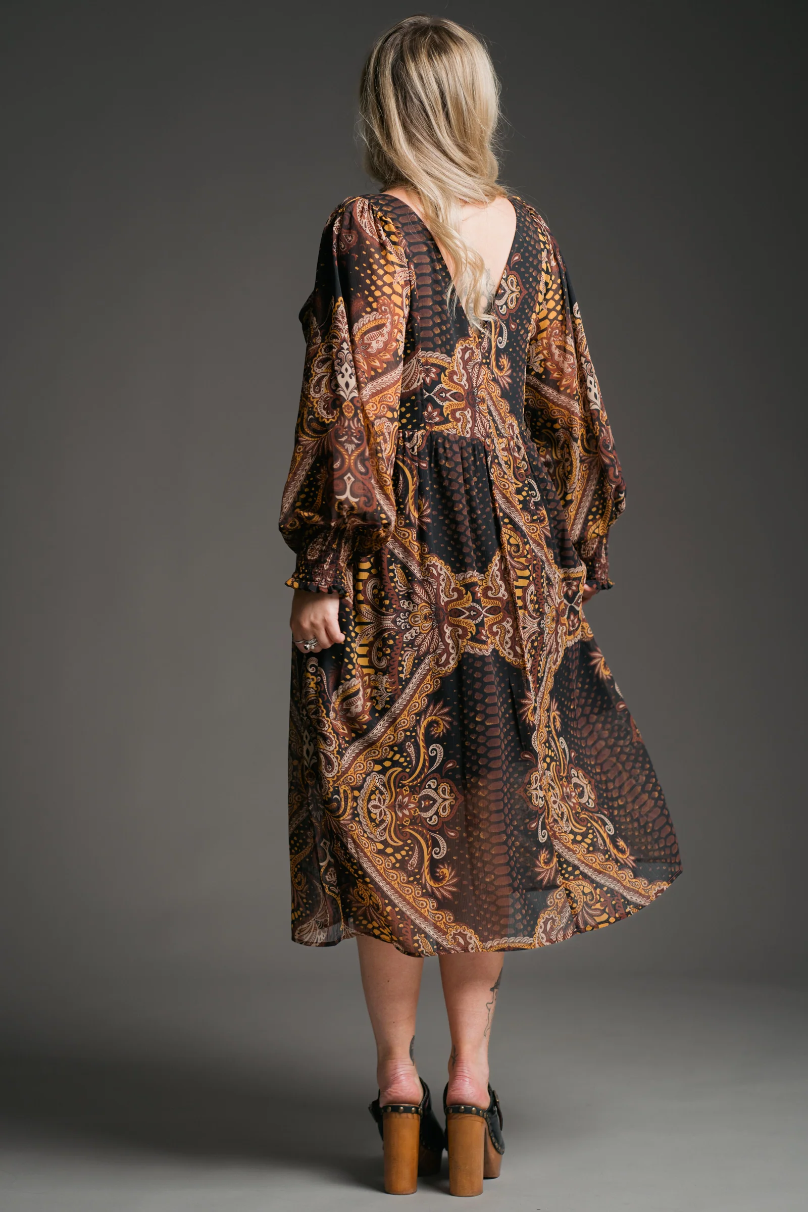 Peacekeeper Paisley Midi Dress - Image 7