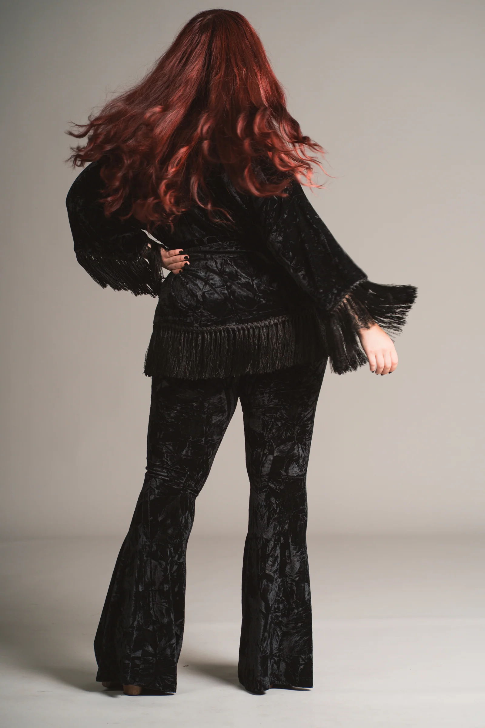 Rock City Black Velvet Kimono - Image 7