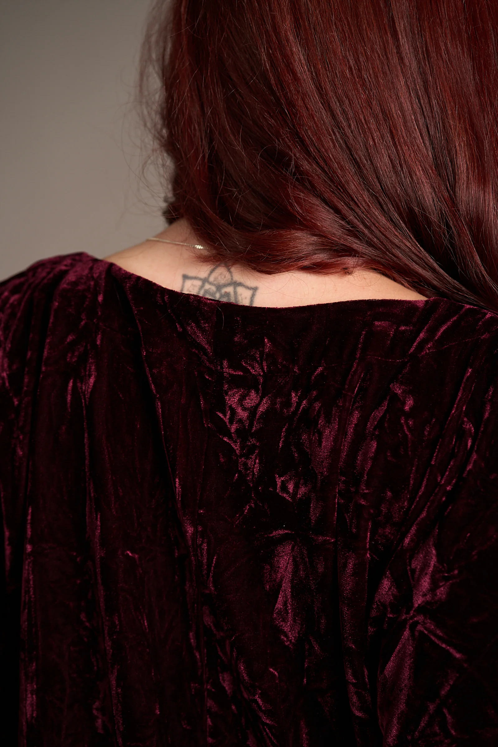Rumours Merlot Velvet Midi Dress - Image 5