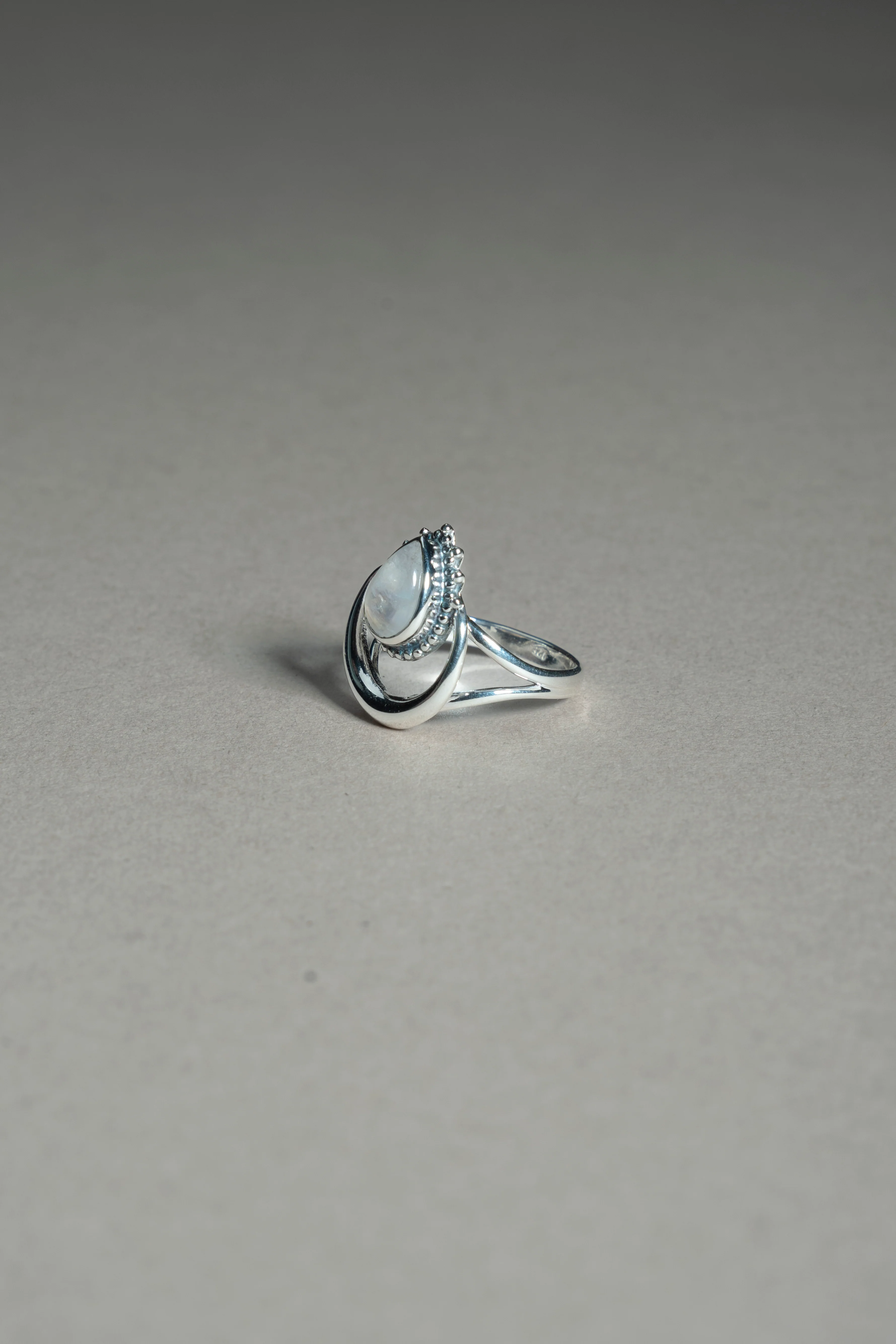 Sterling Silver Rainbow Moonstone Crescent Moon Ring - Image 5