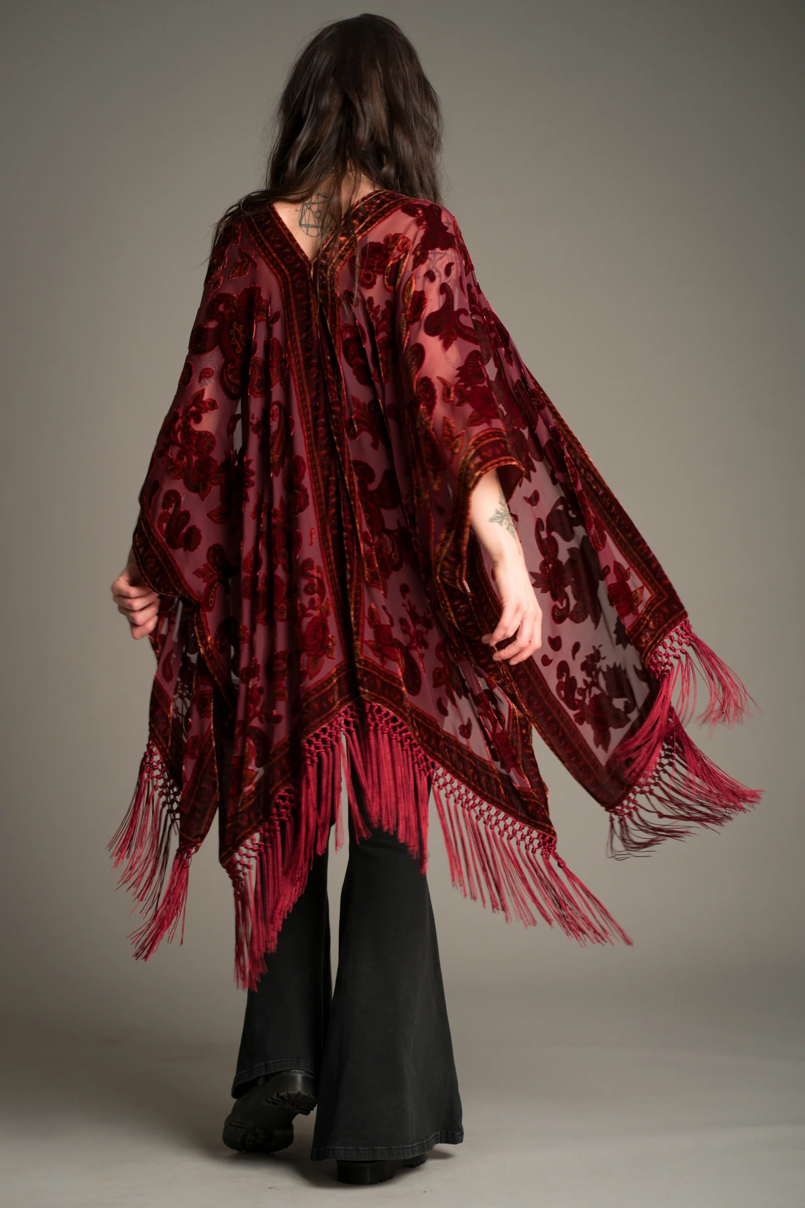 Stevie Plum Paisley Devore Kimono - Image 9