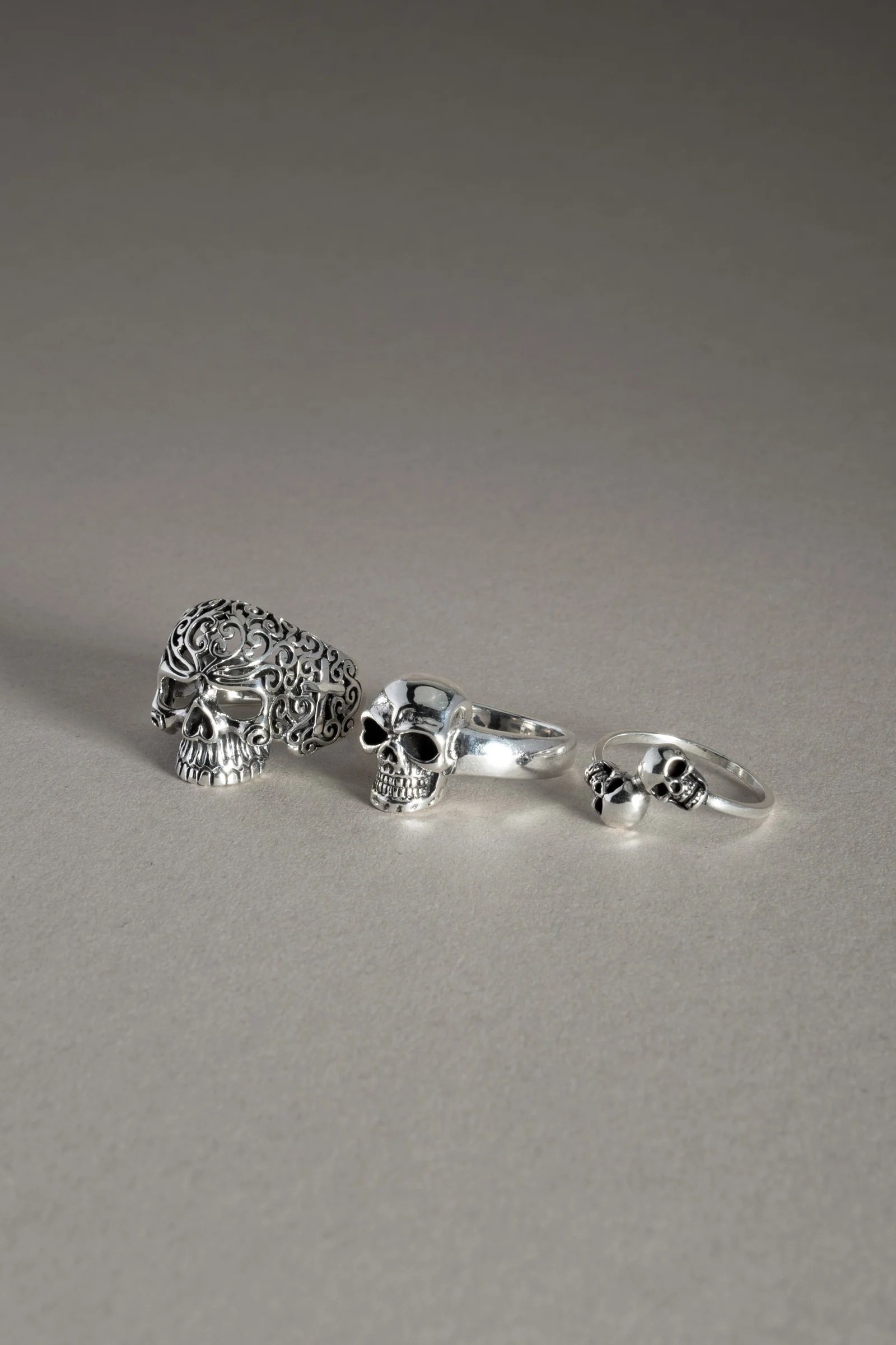 Sterling Silver Swirl Cut Skull Ring - Image 6