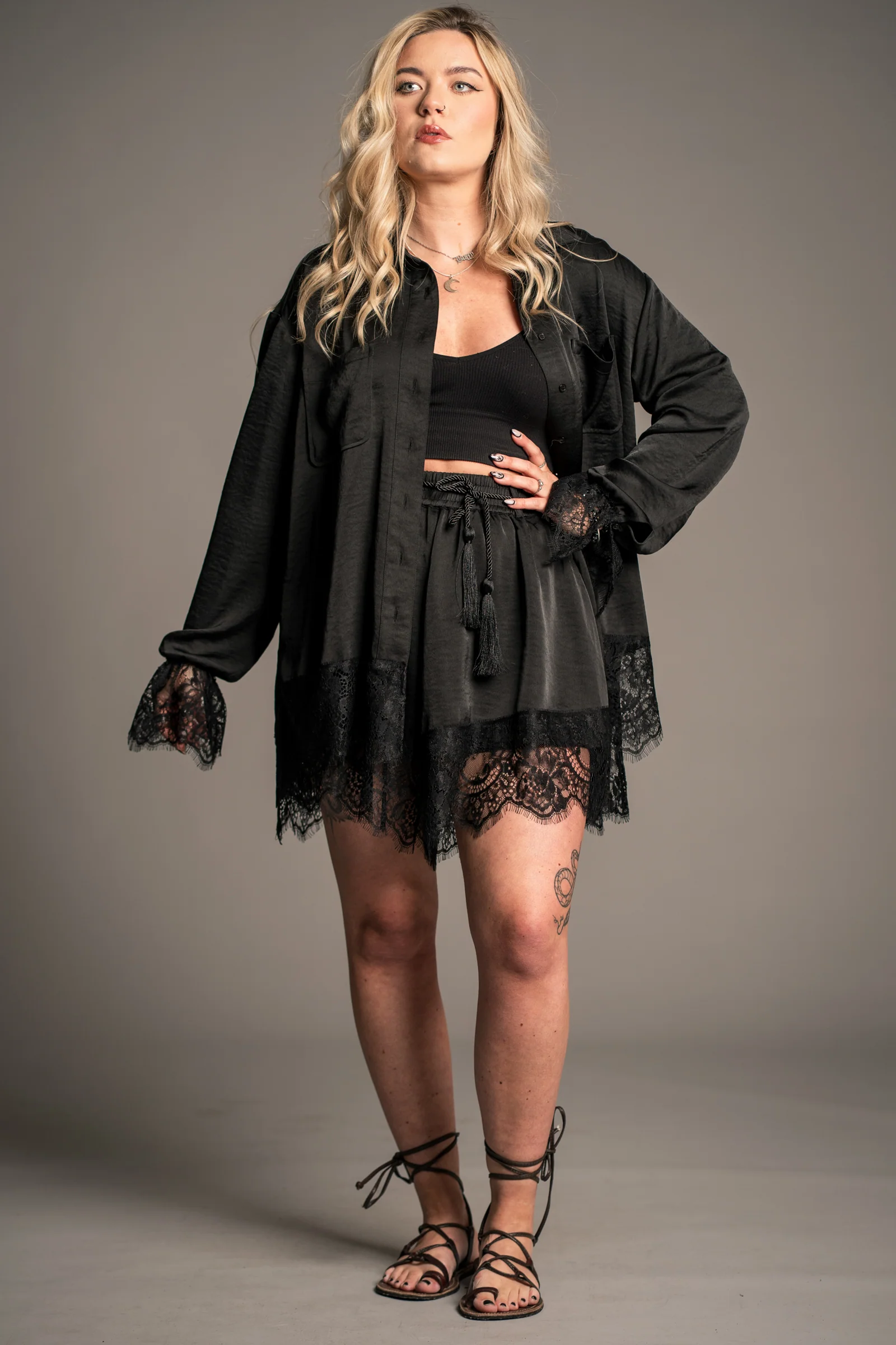 Zoë Lace Trim Shirt - Image 2